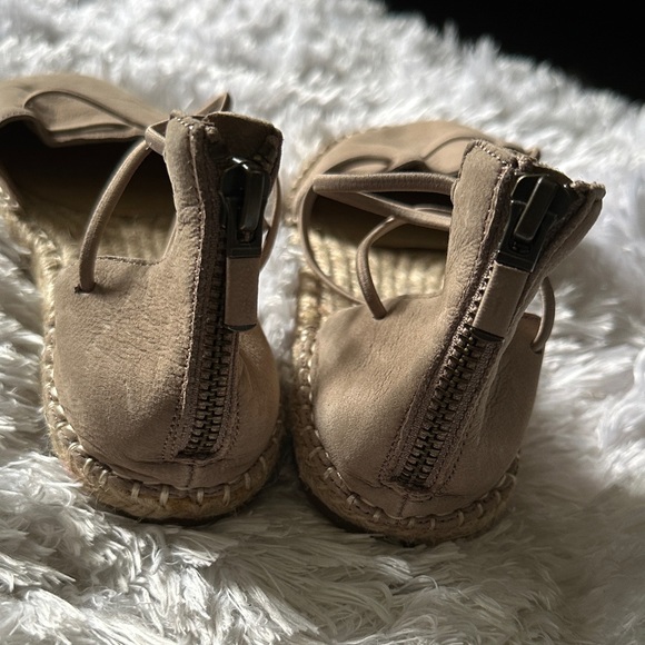 Eileen Fisher Beige Espadrille Flats - Picture 2 of 5
